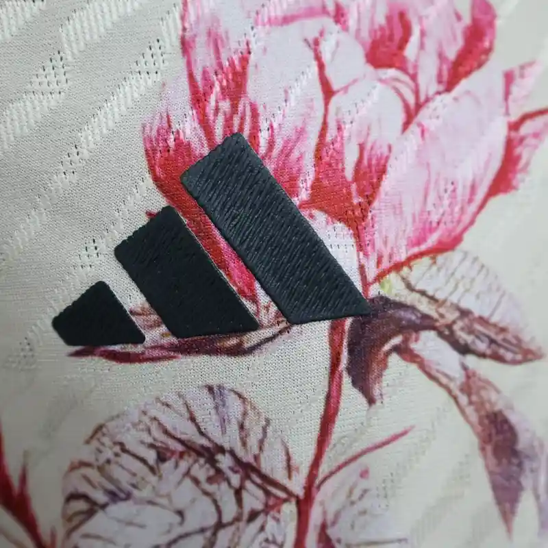 Alternative view of 2023 Player Version Japan Sakura Special Edition Soccer Jersey